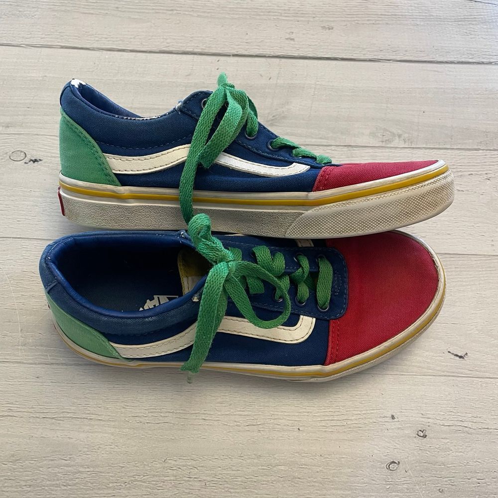 Vans colorblock shoes size 2